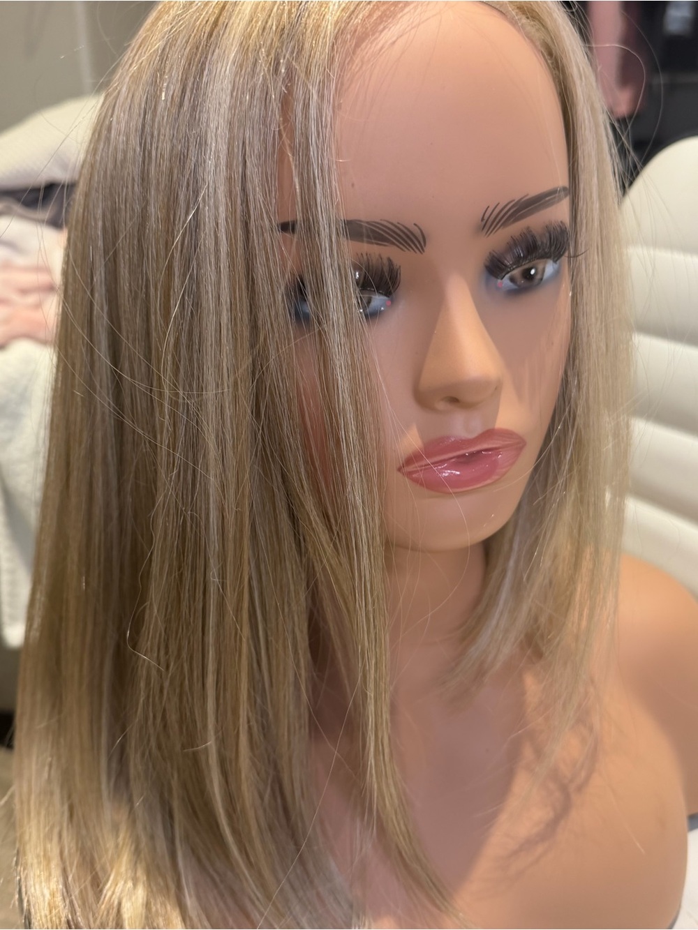 Natural Straight Blonde Women's Wig - Classic Shoulder Length - Picture 6 of 16